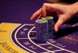myanmar999 ကာစီနို Live Baccarat Dragon Tiger ကစားနေသောမြင်ကွင်း